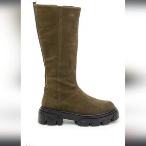 FARM RIO BOOTS 9
